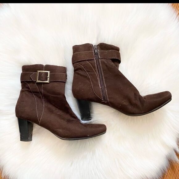 Brown Suede Block Heel Booties 7.5 - Picture 1 of 9